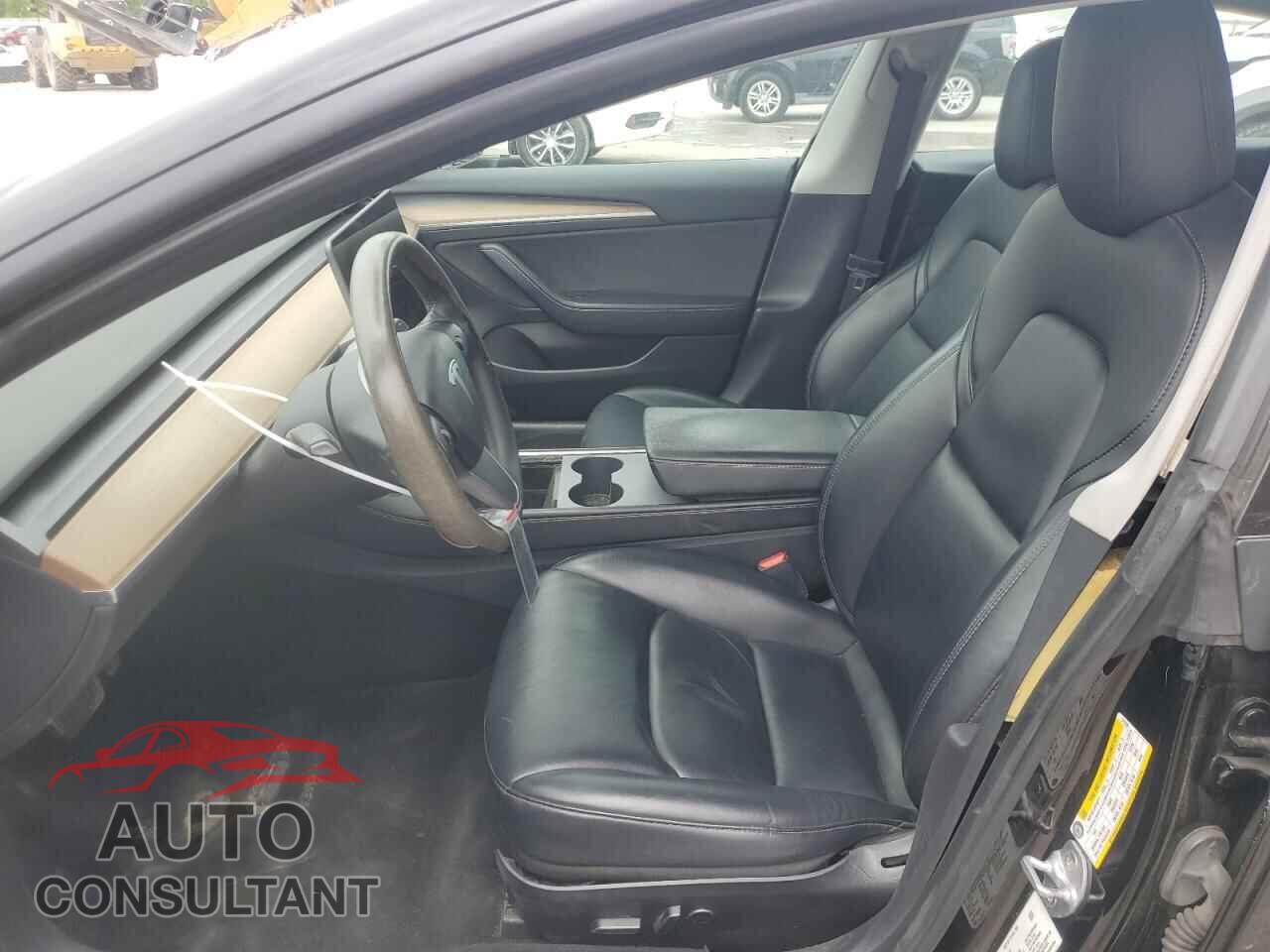 TESLA MODEL 3 2021 - 5YJ3E1EA0MF977281