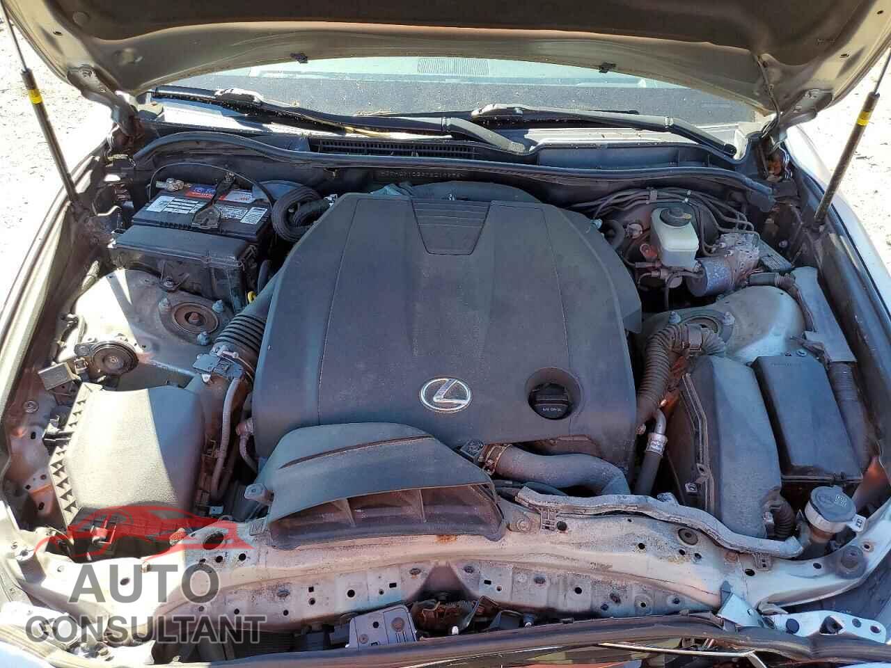 LEXUS IS 2015 - JTHCF1D28F5018236