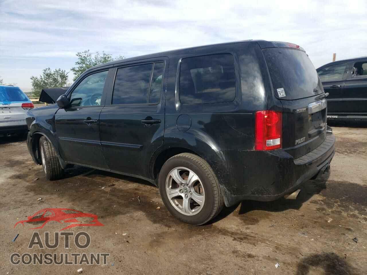 HONDA PILOT 2013 - 5FNYF4H5XDB011507