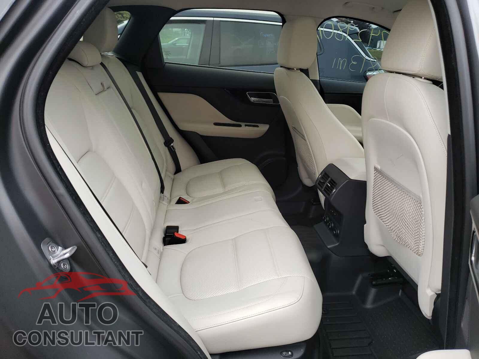 JAGUAR F-PACE 2017 - SADCK2BV9HA069923