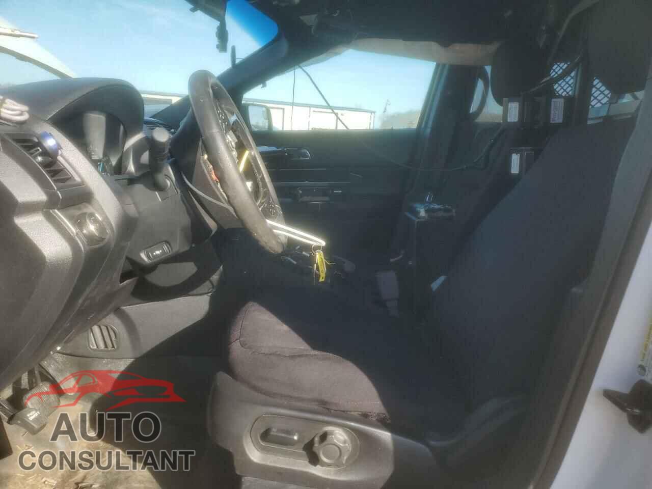 FORD EXPLORER 2016 - 1FM5K8AR9GGB13227