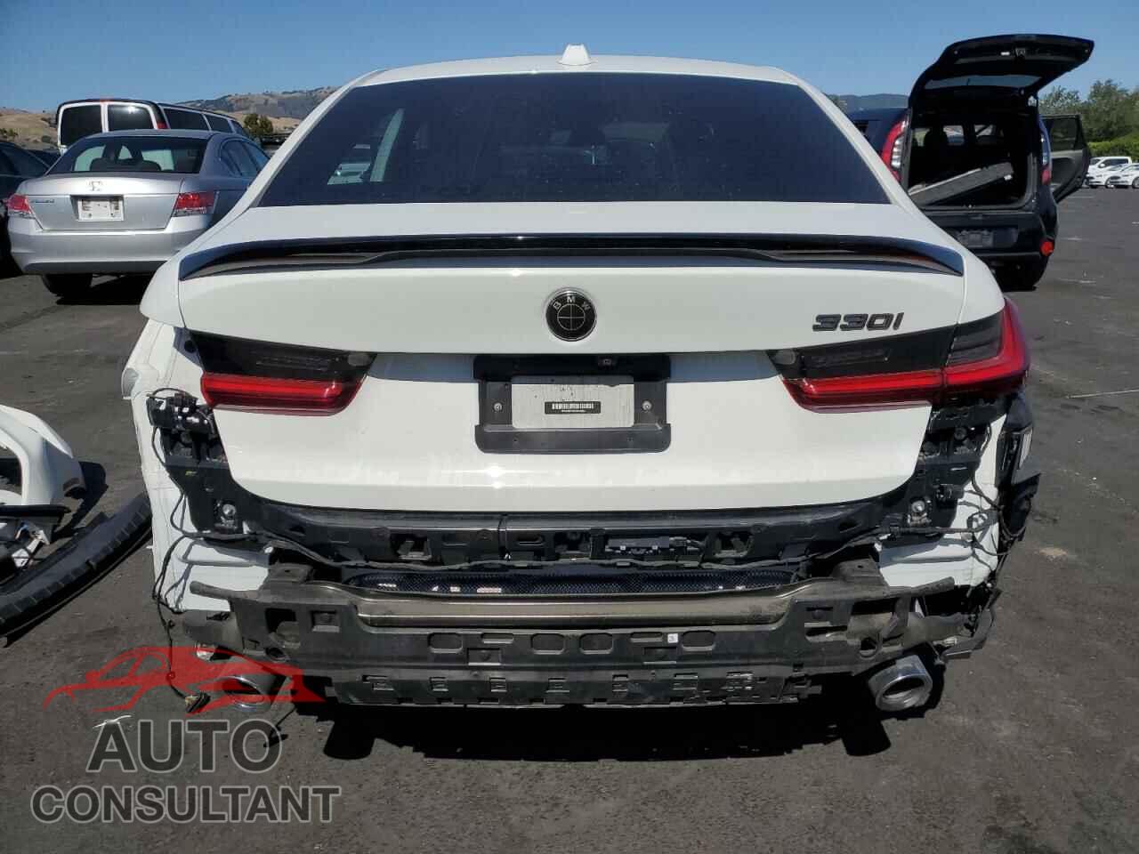 BMW 3 SERIES 2023 - 3MW69FF02P8D08357