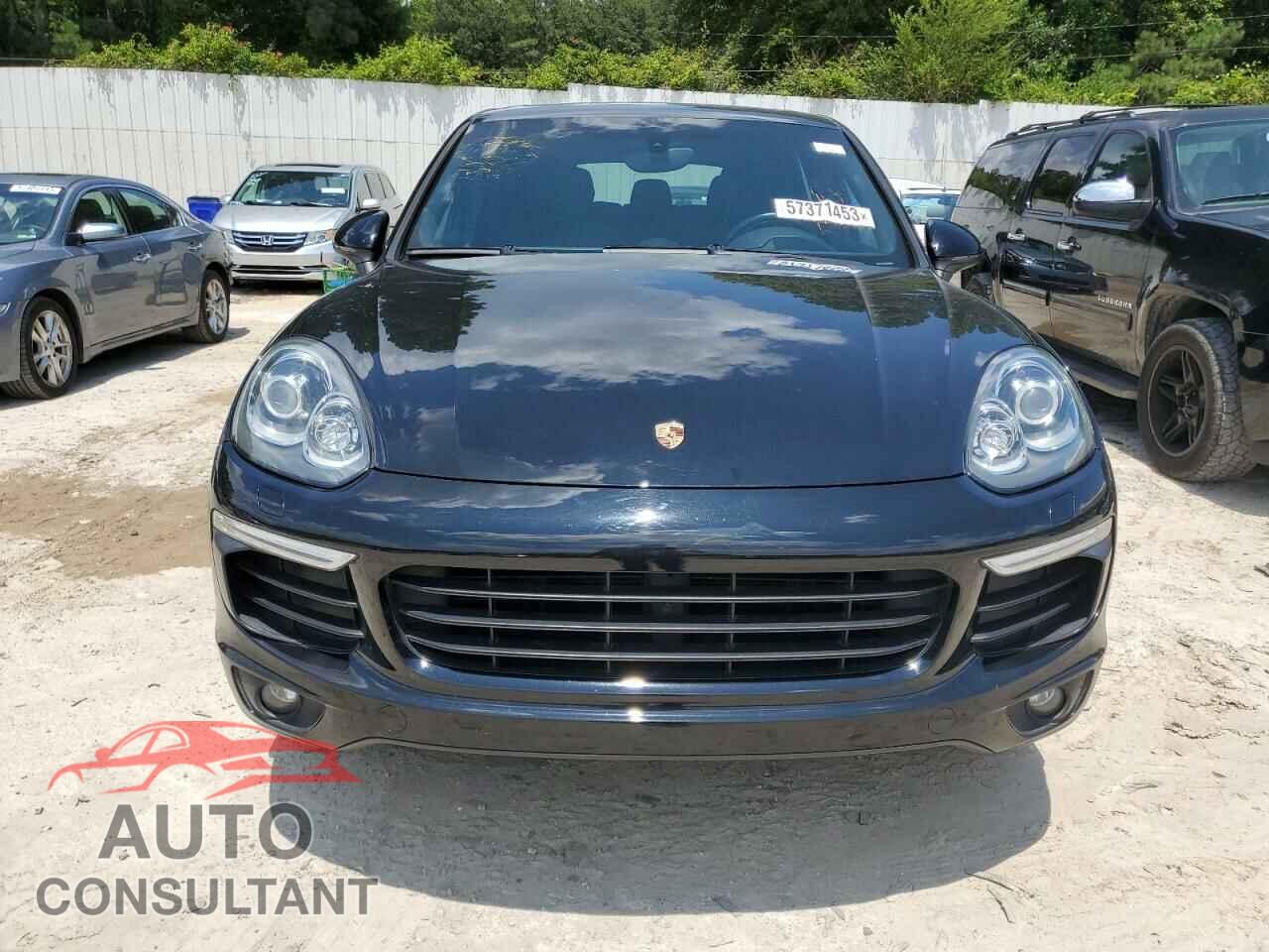 PORSCHE CAYENNE 2017 - WP1AA2A28HKA82393