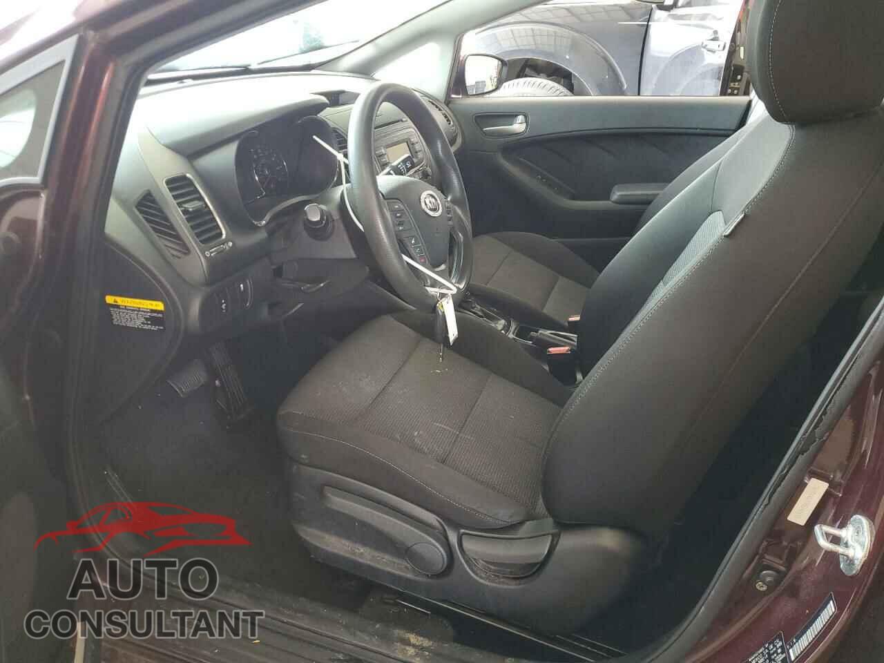 KIA FORTE 2017 - 3KPFK4A70HE141693