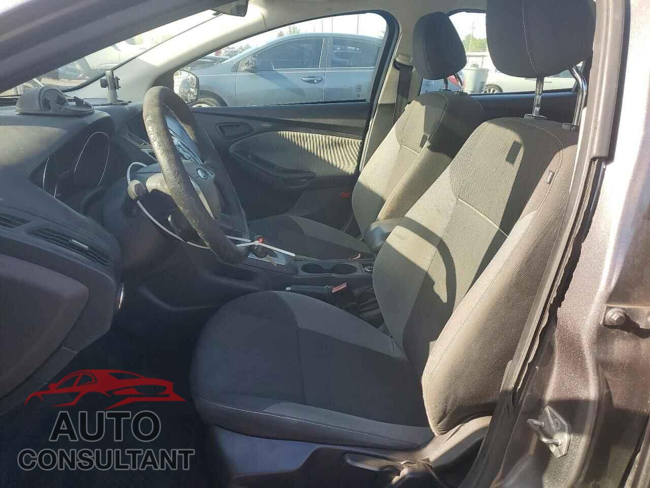 FORD FOCUS 2012 - 1FAHP3F25CL179752