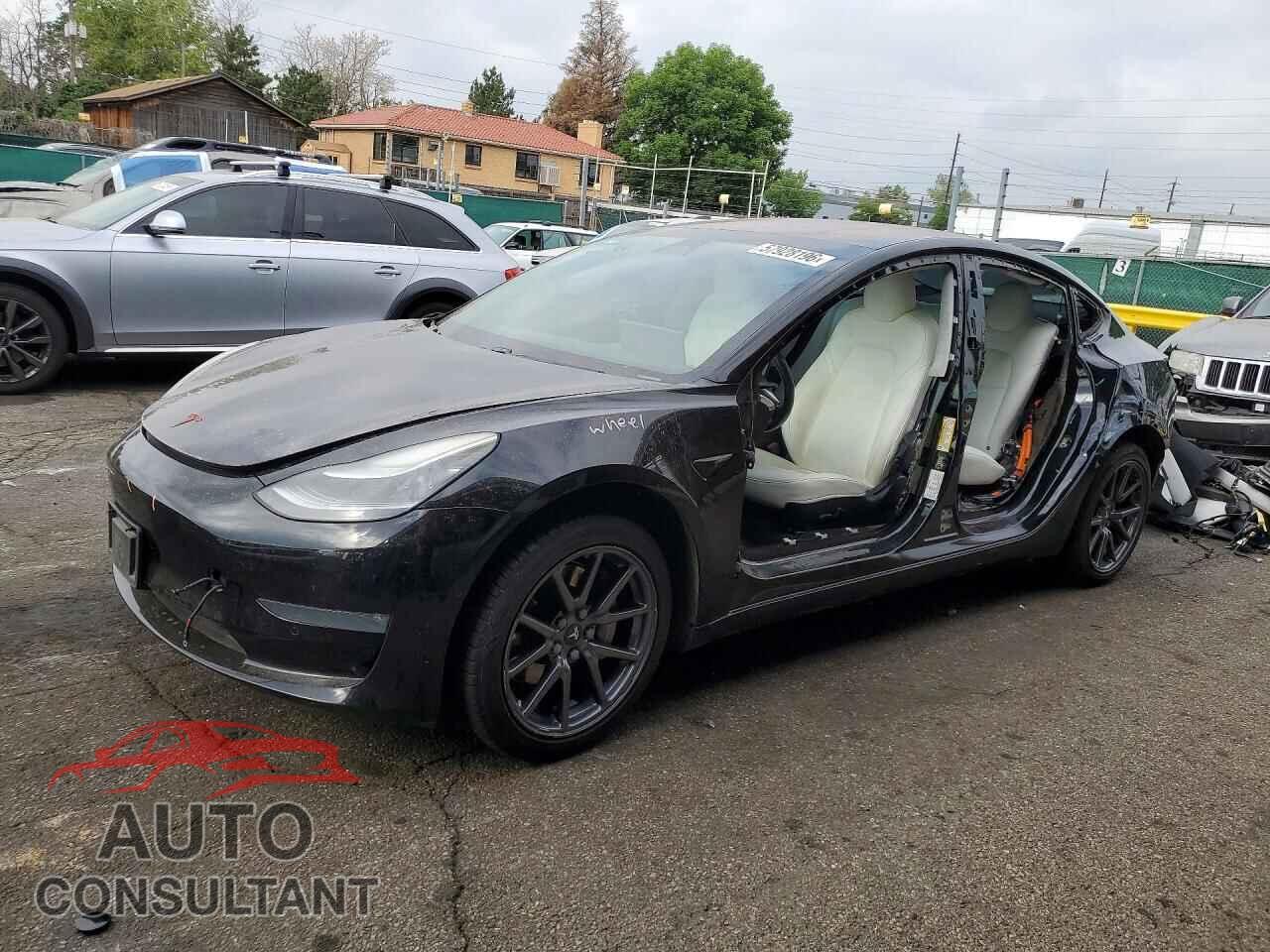 TESLA MODEL 3 2019 - 5YJ3E1EA7KF301682