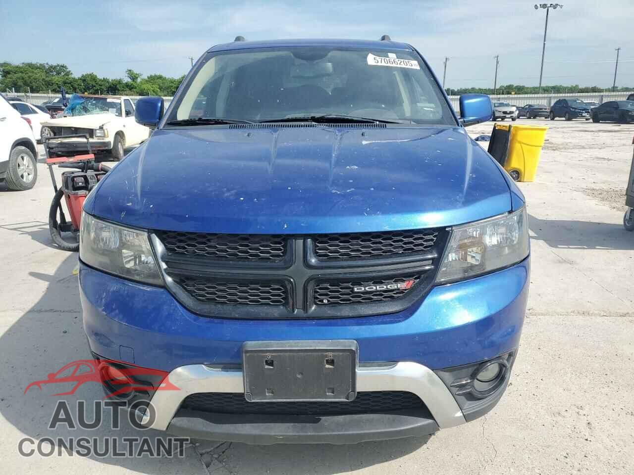 DODGE JOURNEY 2015 - 3C4PDCGG9FT617125