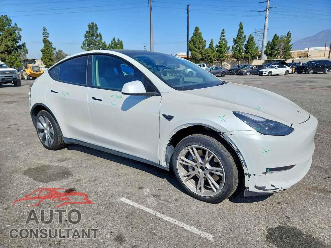 TESLA MODEL Y 2023 - 7SAYGDEE6PF958035