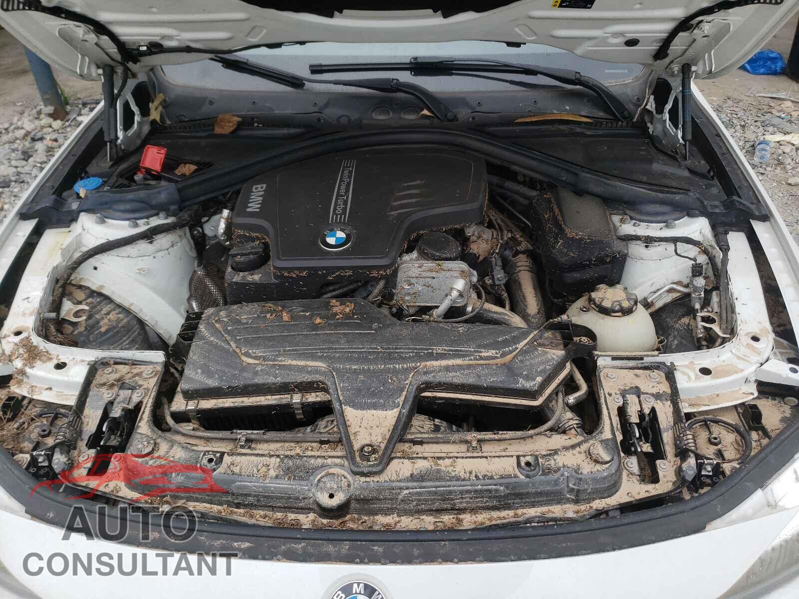 BMW 3 SERIES 2017 - WBA8E5G38HNU44983