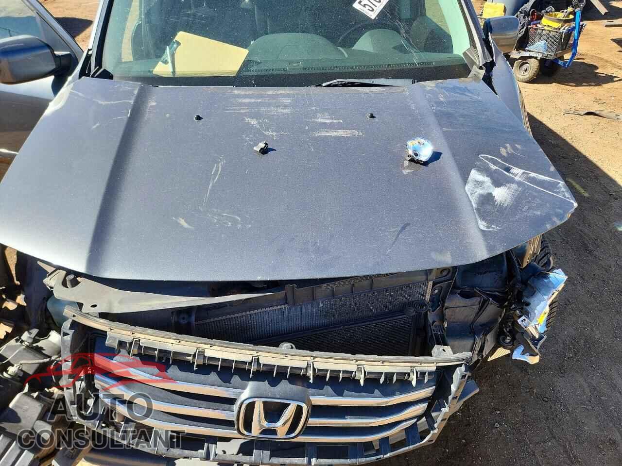 HONDA PILOT 2012 - 5FNYF4H52CB060554