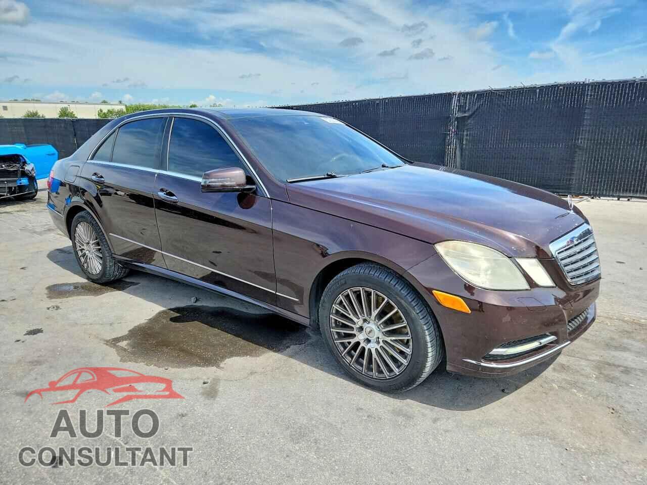 MERCEDES-BENZ E-CLASS 2011 - WDDHF5GB0BA408281