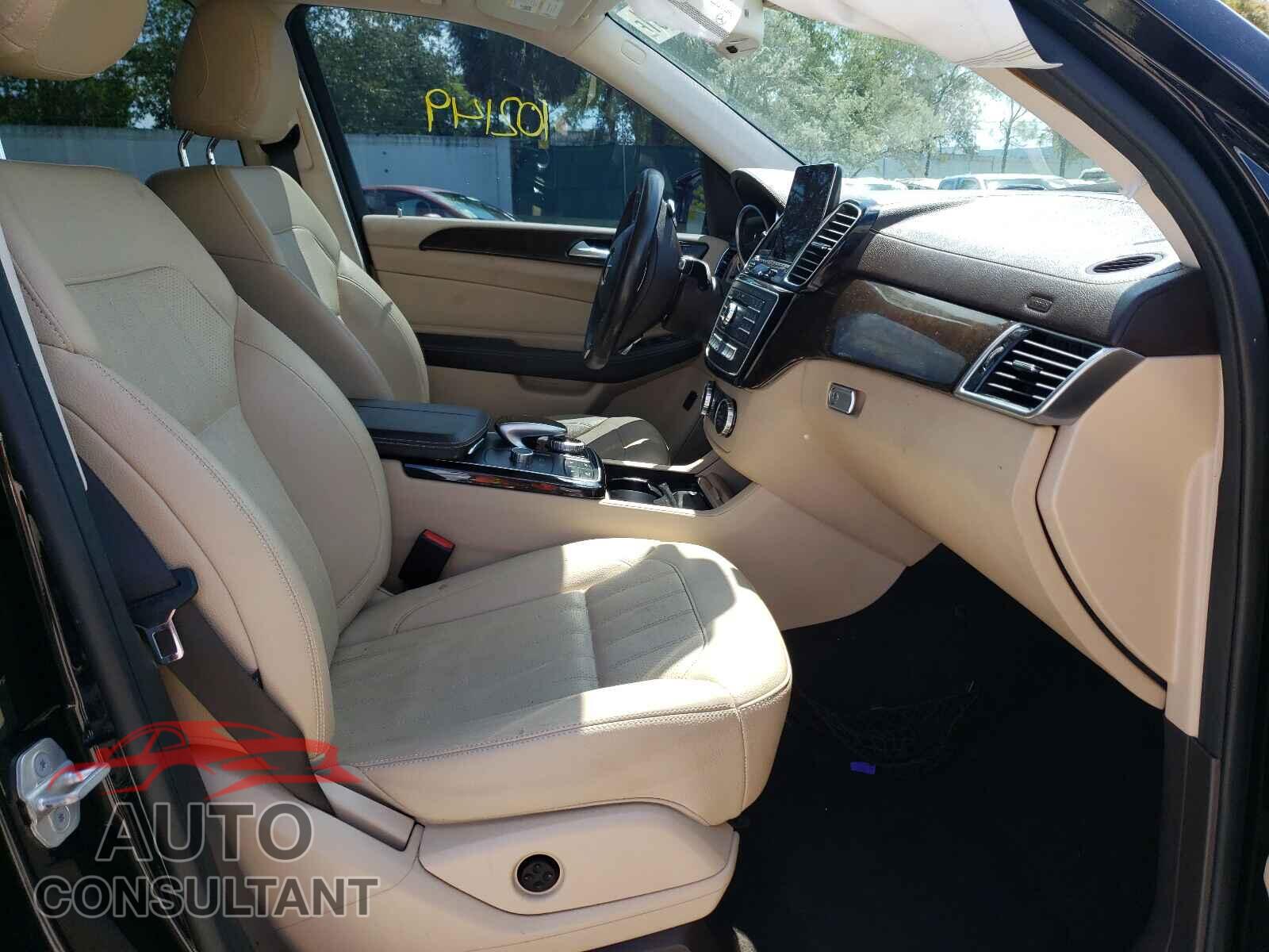 MERCEDES-BENZ GLS-CLASS 2017 - 4JGDF6EE4HA863330