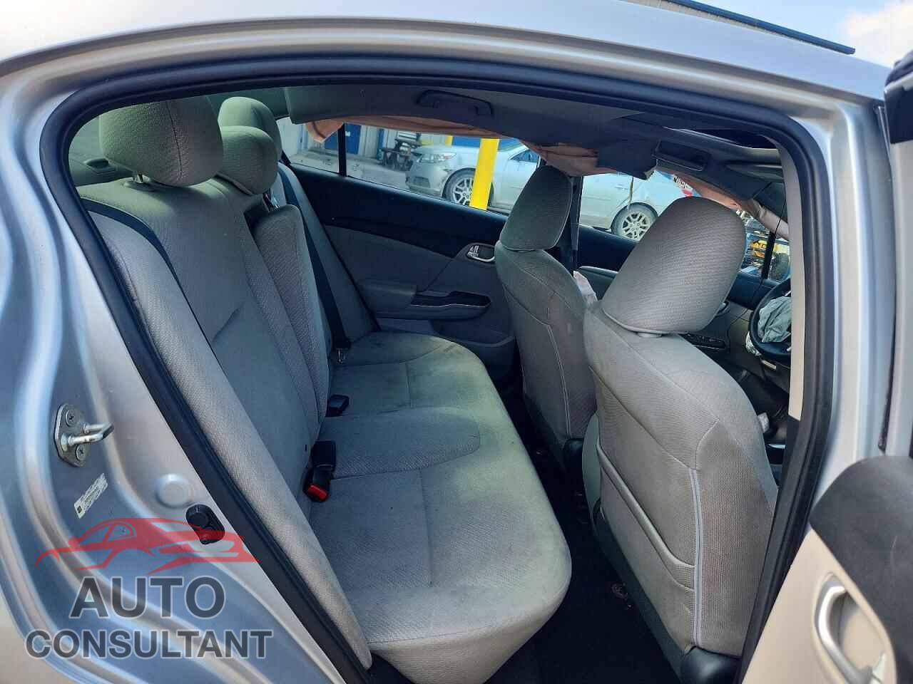 HONDA CIVIC 2013 - 2HGFB2F85DH558488