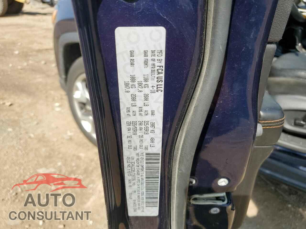 JEEP COMPASS 2018 - 3C4NJDCB5JT397376