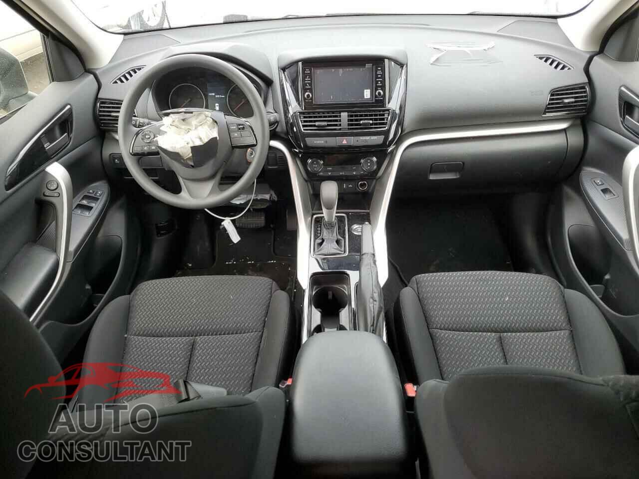 MITSUBISHI ECLIPSE 2024 - JA4ATUAA7RZ00611X