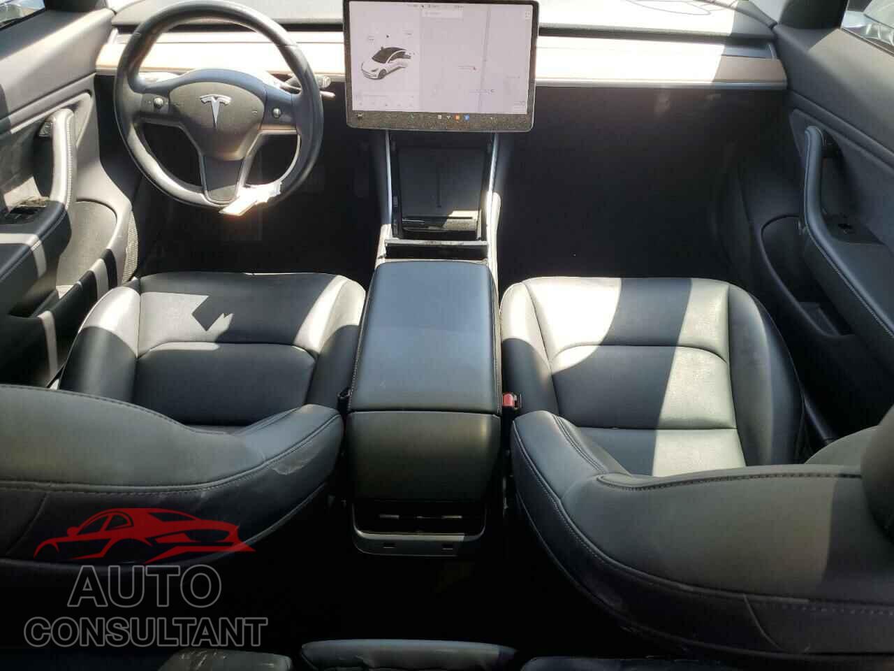 TESLA MODEL 3 2018 - 5YJ3E1EA0JF019673