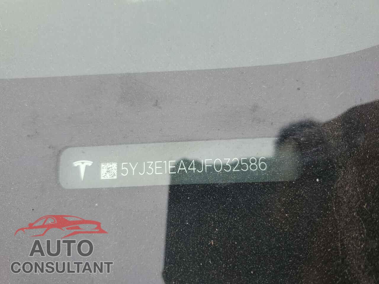 TESLA MODEL 3 2018 - 5YJ3E1EA4JF032586