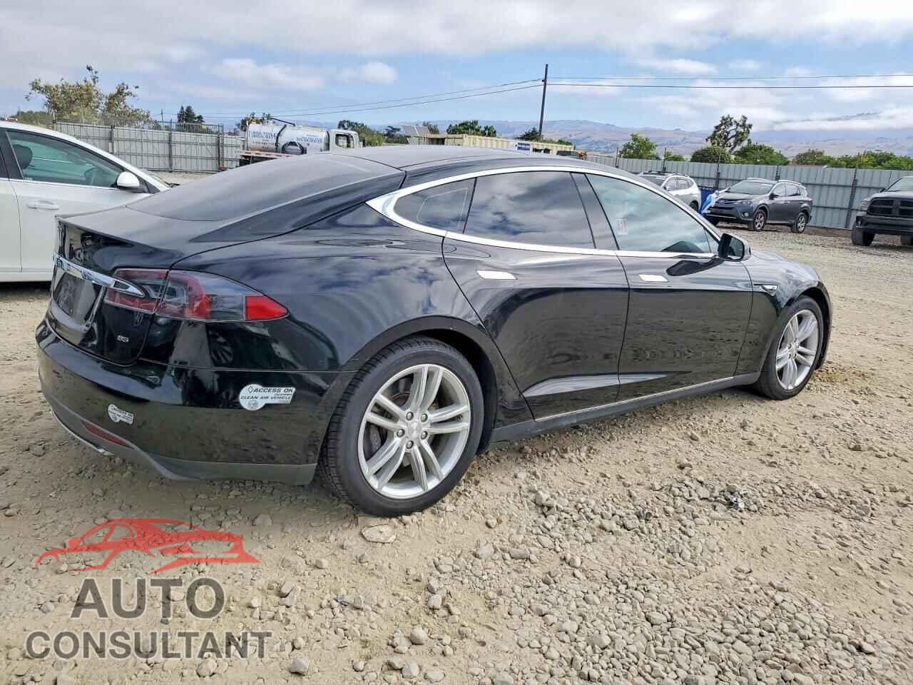 TESLA MODEL S 2014 - 5YJSA1H19EFP35397