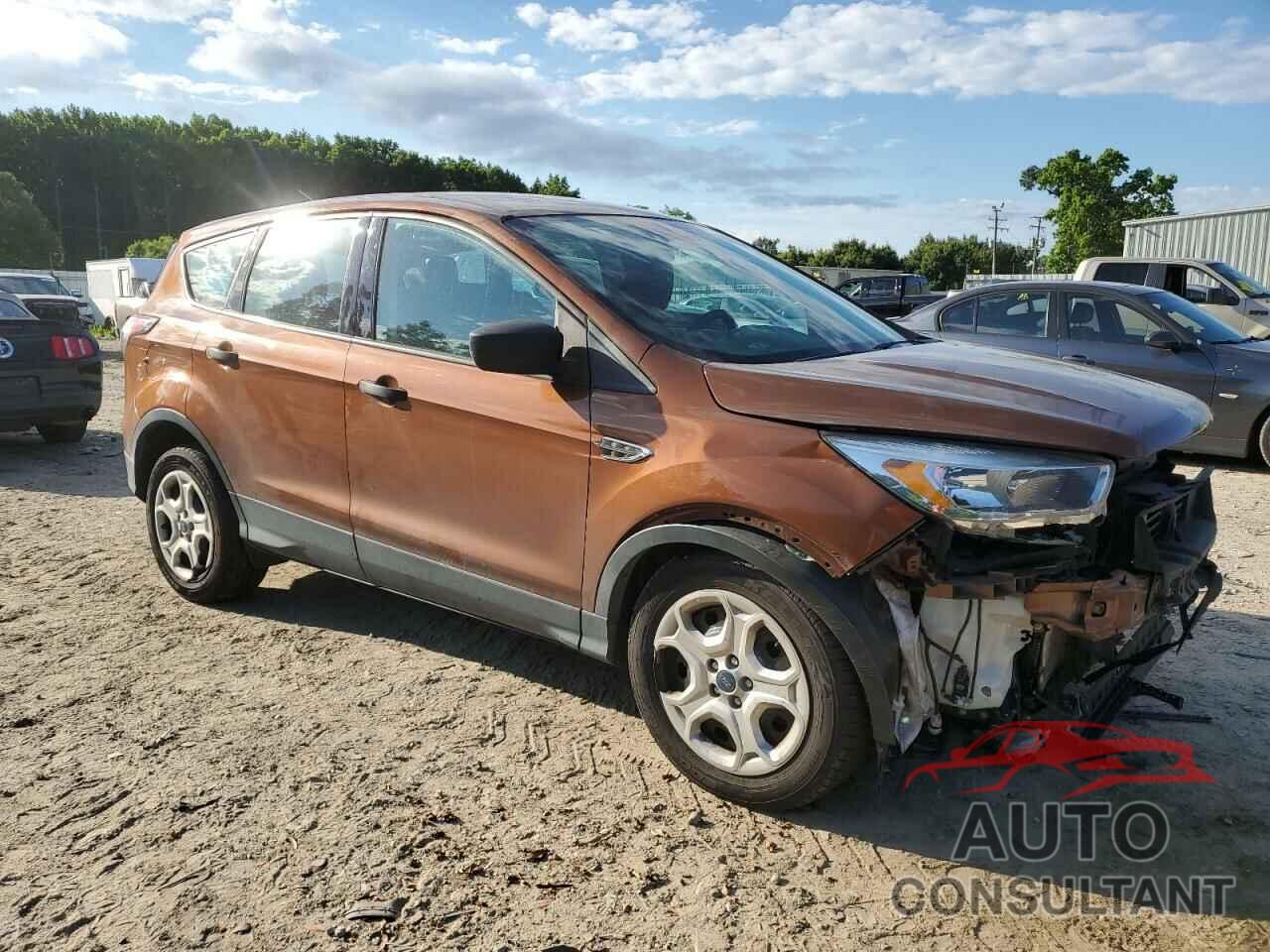 FORD ESCAPE 2017 - 1FMCU0F76HUB13019