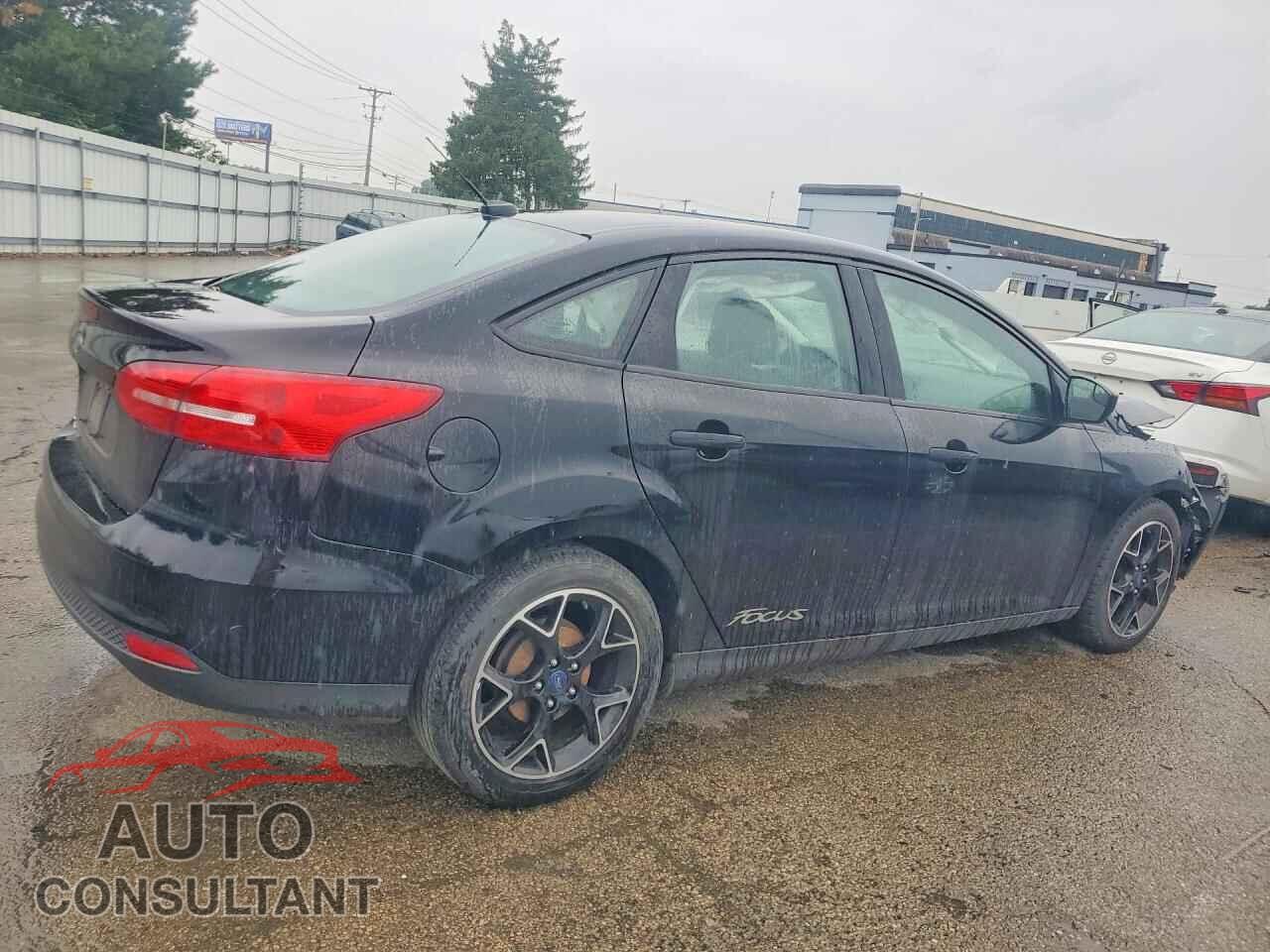 FORD FOCUS 2017 - 1FADP3E22HL327637