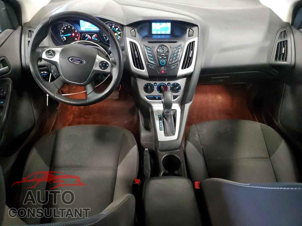 FORD FOCUS 2014 - 1FADP3F20EL156364