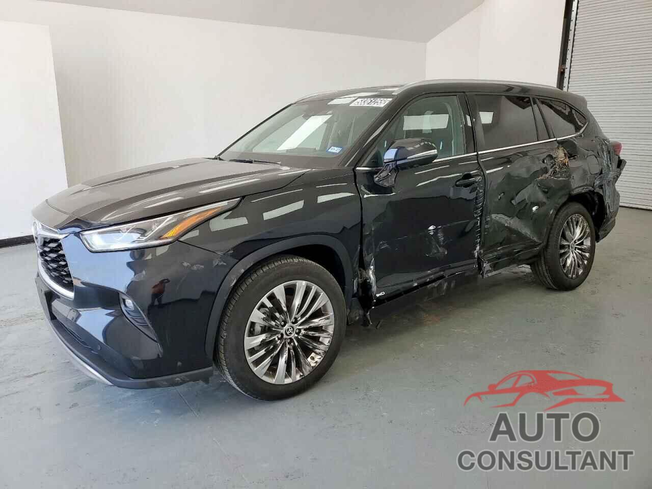 TOYOTA HIGHLANDER 2025 - 5TDEBRCH6SS654104