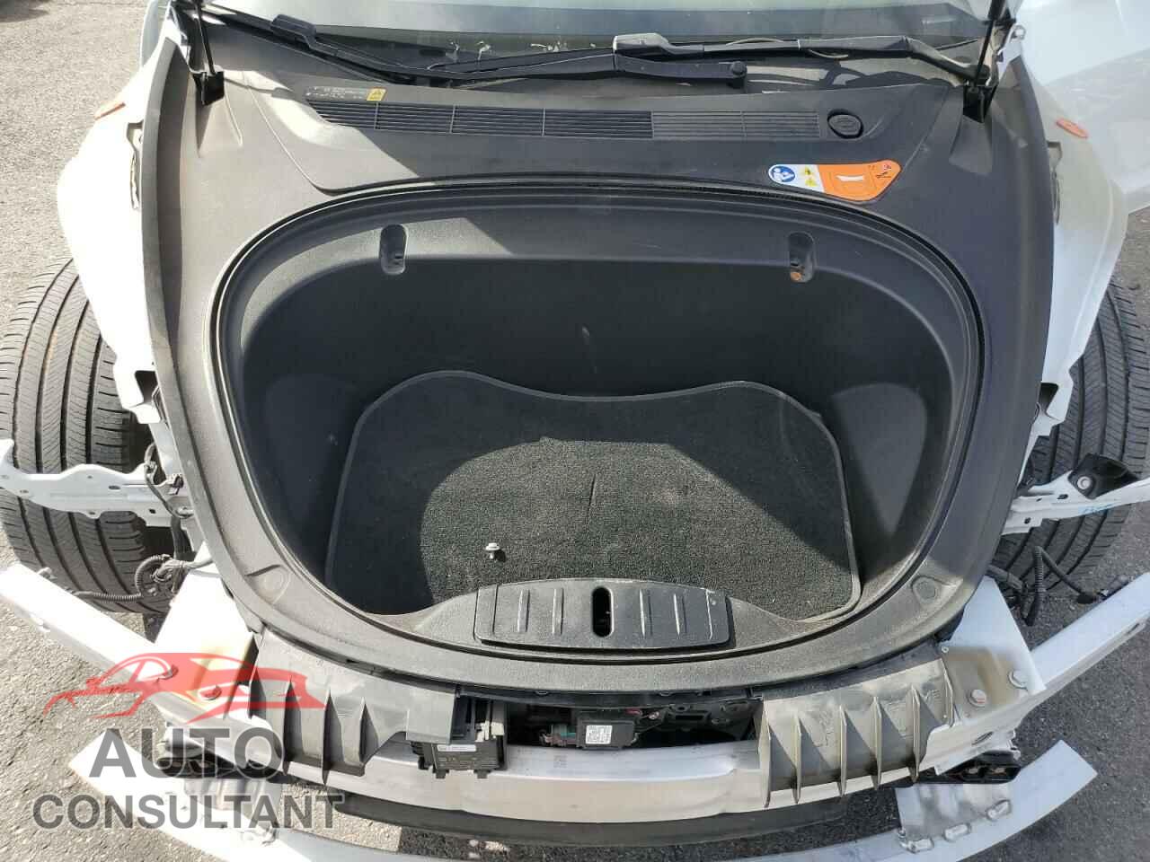 TESLA MODEL 3 2018 - 5YJ3E1EA0JF019673