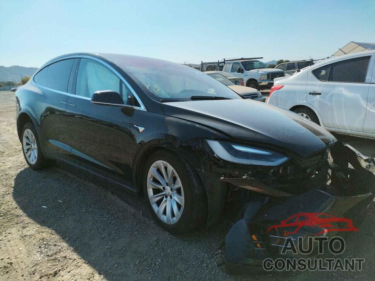 TESLA MODEL X 2016 - 5YJXCAE21GF023661