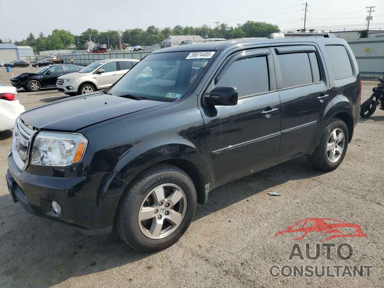 HONDA PILOT 2011 - 5FNYF4H70BB010476
