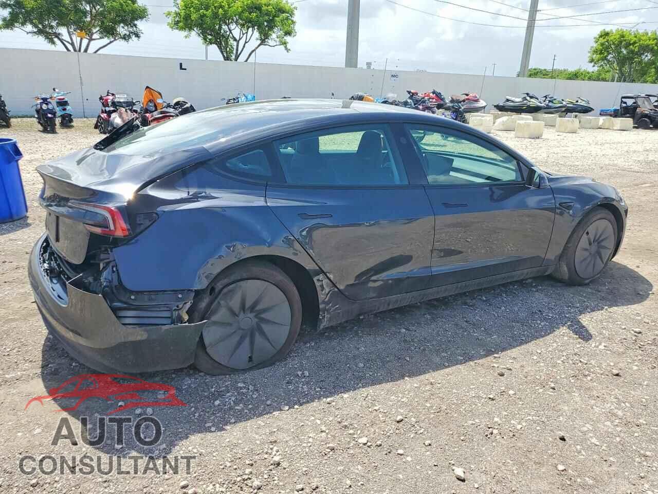 TESLA MODEL 3 2026 - 5YJ3E1EA3TF167237