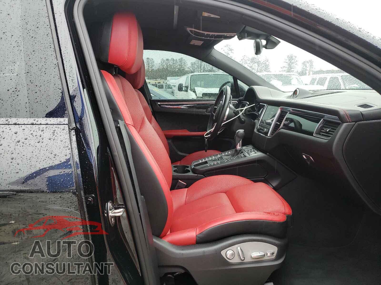 PORSCHE MACAN 2018 - WP1AA2A54JLB13262