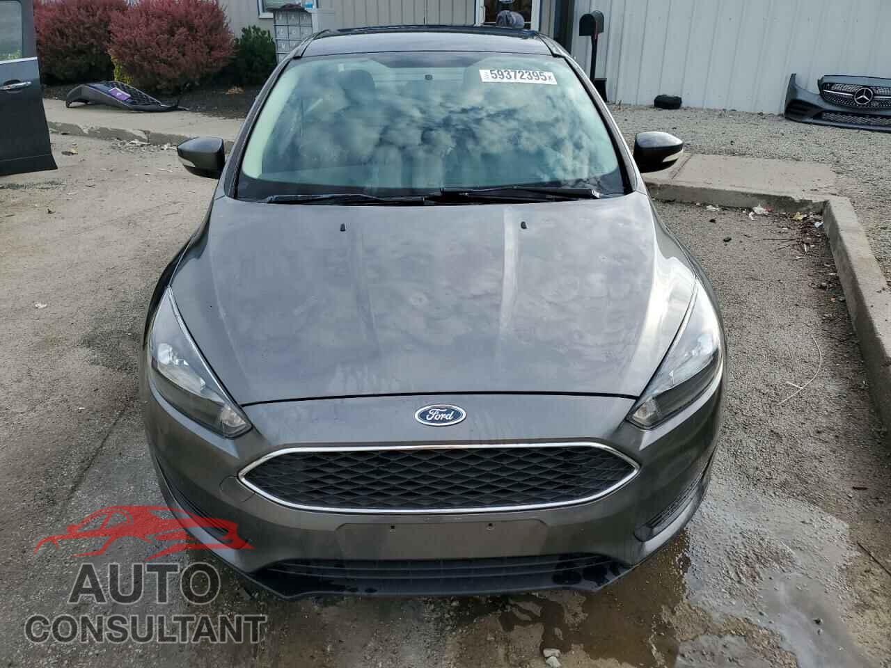 FORD FOCUS 2017 - 1FADP3F25HL228745