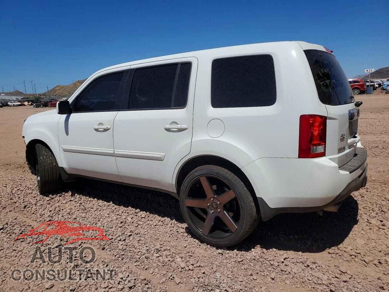 HONDA PILOT 2015 - 5FNYF3H32FB006801