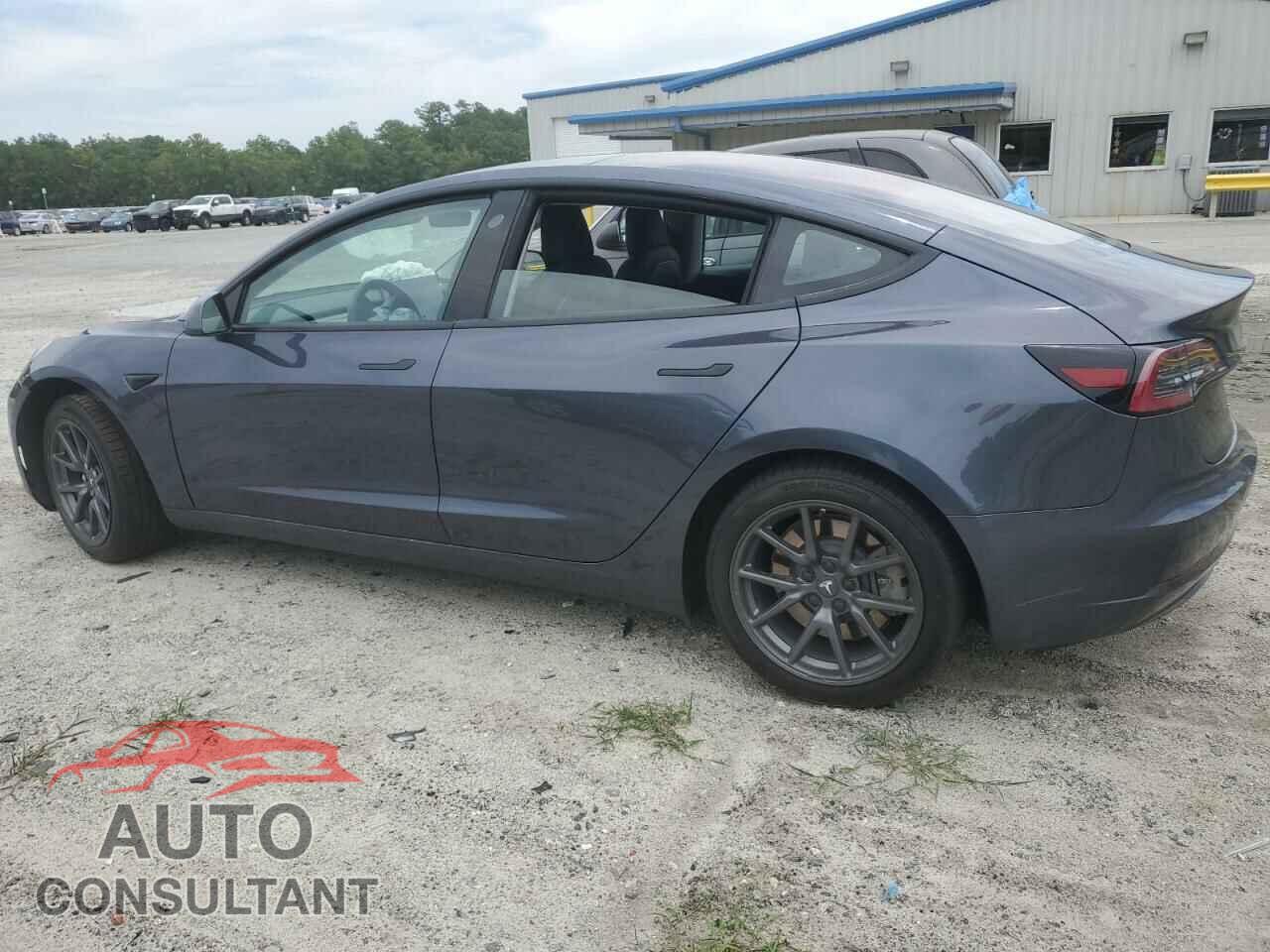 TESLA MODEL 3 2018 - 5YJ3E1EA9JF019008