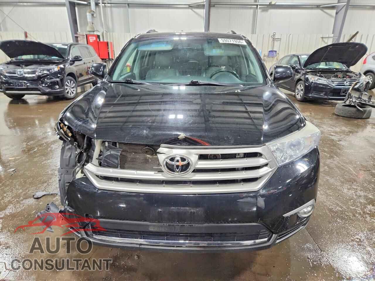 TOYOTA HIGHLANDER 2013 - 5TDDK3EH8DS237396