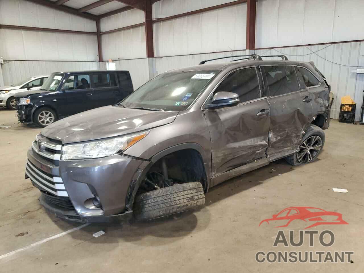 TOYOTA HIGHLANDER 2018 - 5TDBZRFH6JS859480