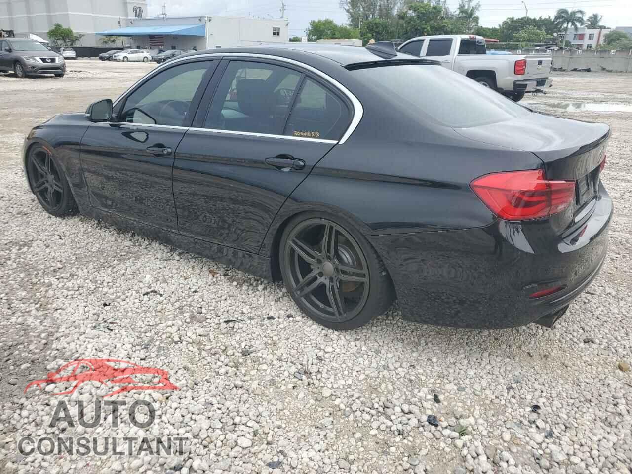 BMW 3 SERIES 2017 - WBA8B9G55HNT89717