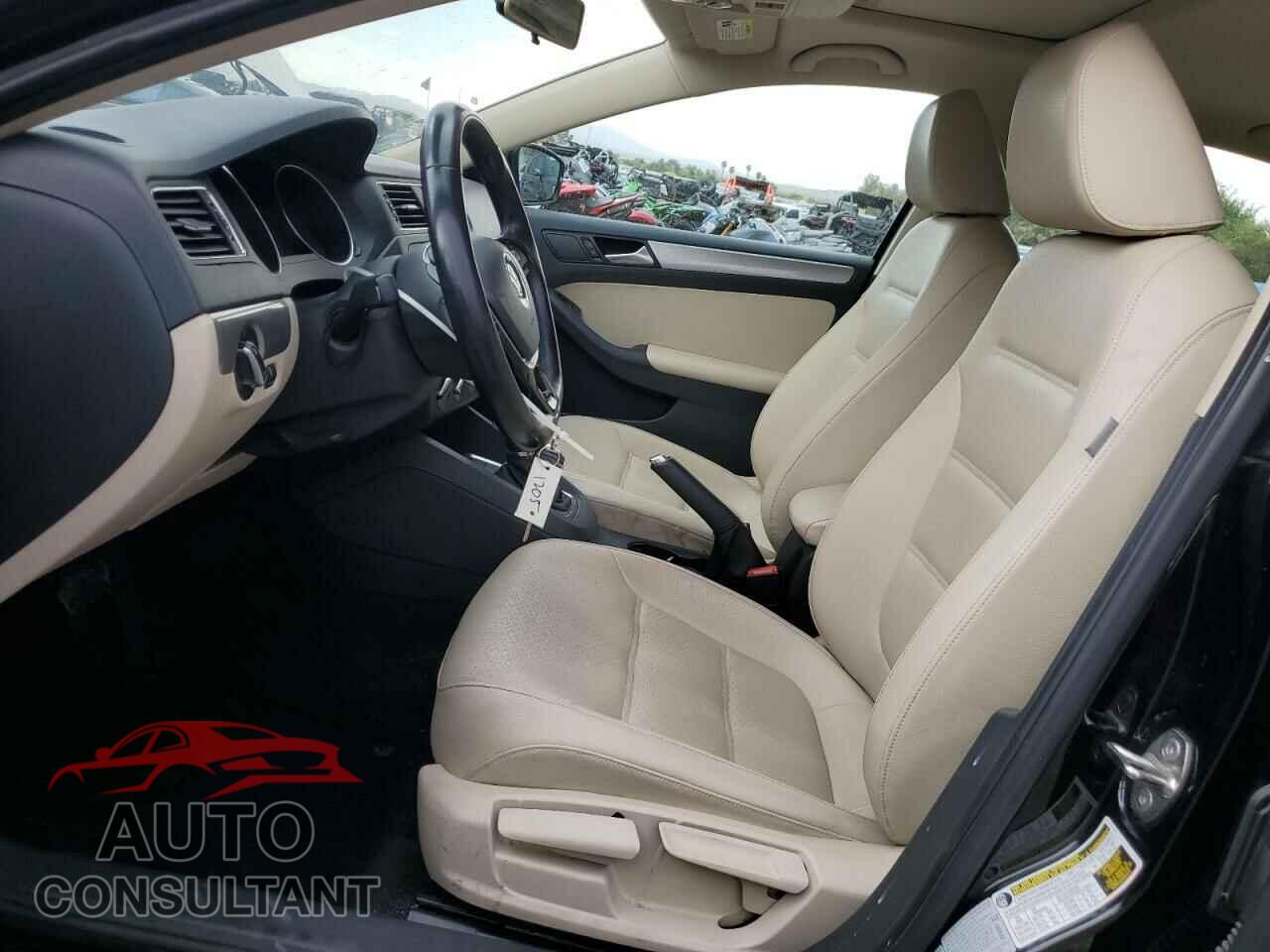 VOLKSWAGEN JETTA 2017 - 3VWDB7AJ8HM218575