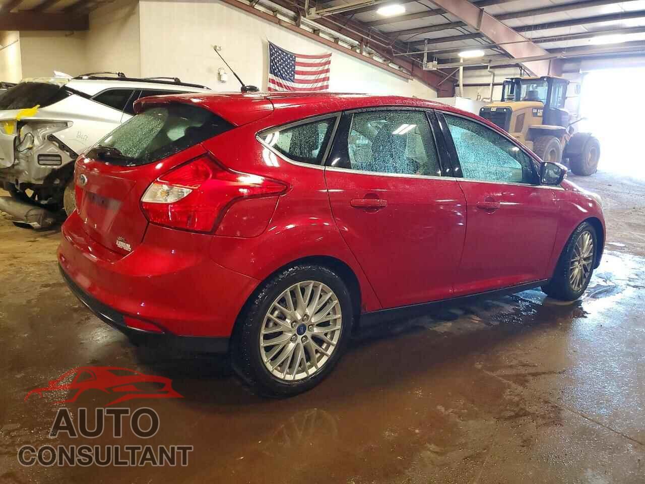 FORD FOCUS 2012 - 1FAHP3M26CL277515