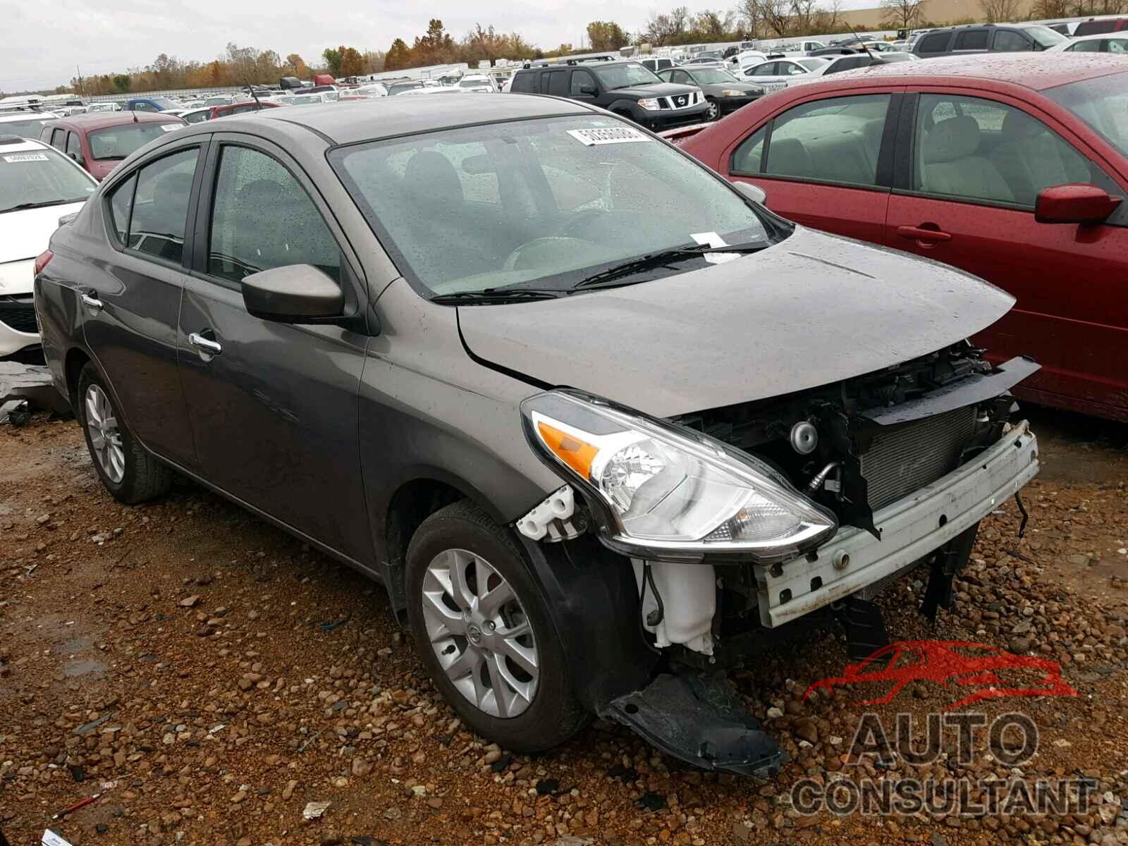 NISSAN VERSA 2017 - 3N1CN7AP3HL882303