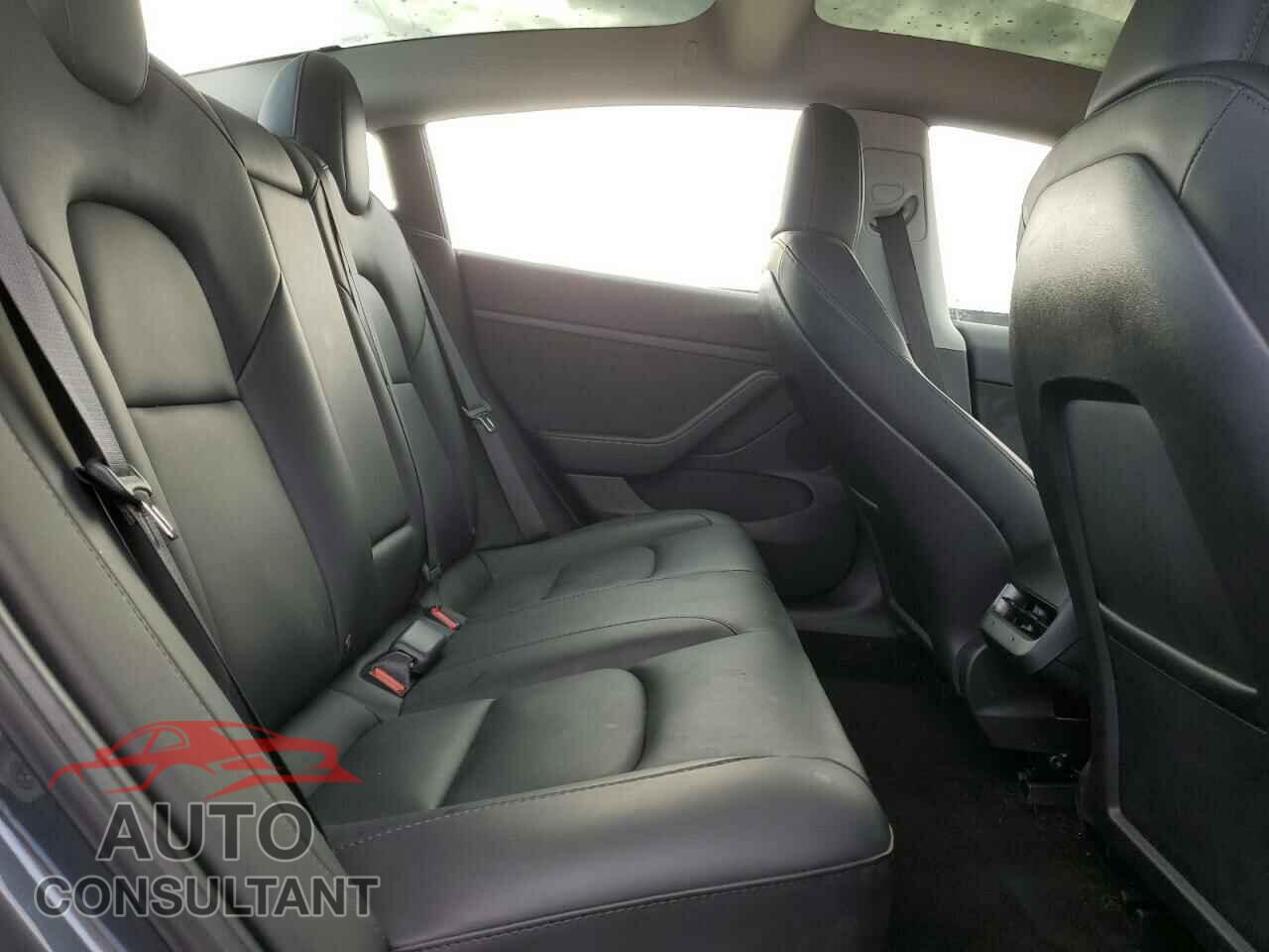 TESLA MODEL 3 2023 - 5YJ3E1EA3PF697049