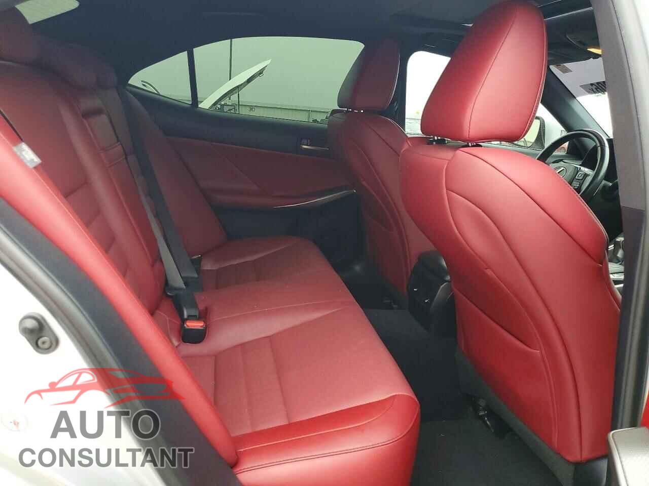 LEXUS IS 2017 - JTHBE1D23H5031428