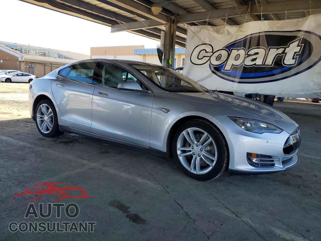 TESLA MODEL S 2013 - 5YJSA1CN9DFP23632