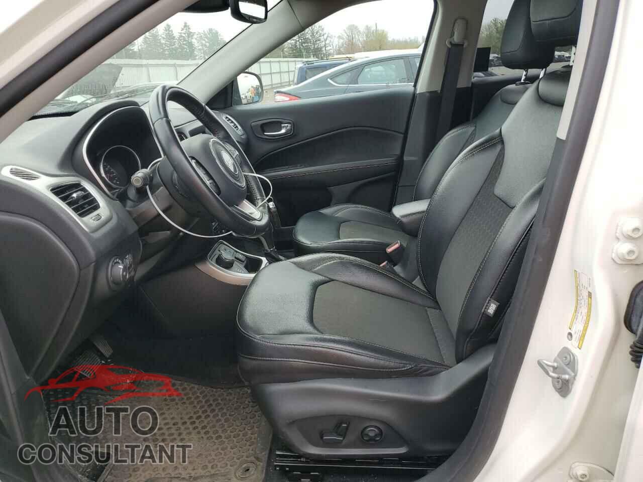 JEEP COMPASS 2019 - 3C4NJDBB7KT827749