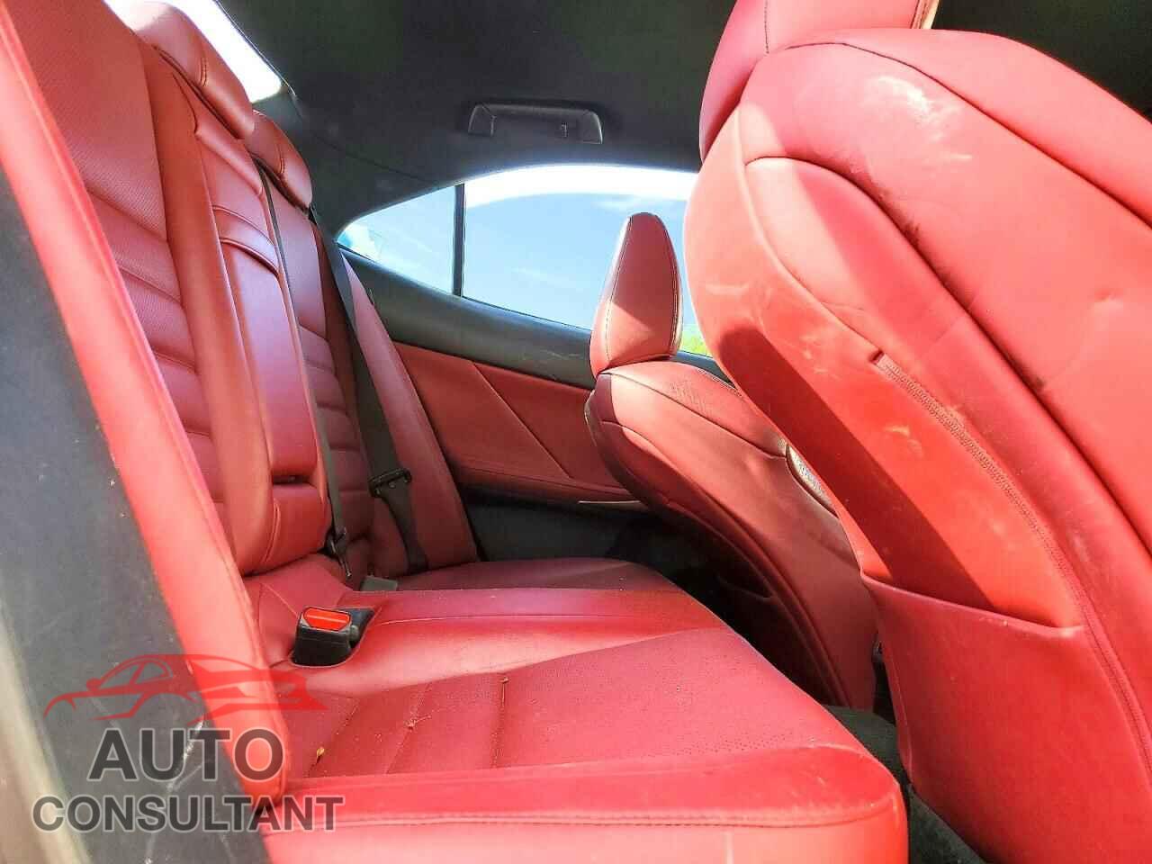LEXUS IS 2015 - JTHBF1D29F5052553