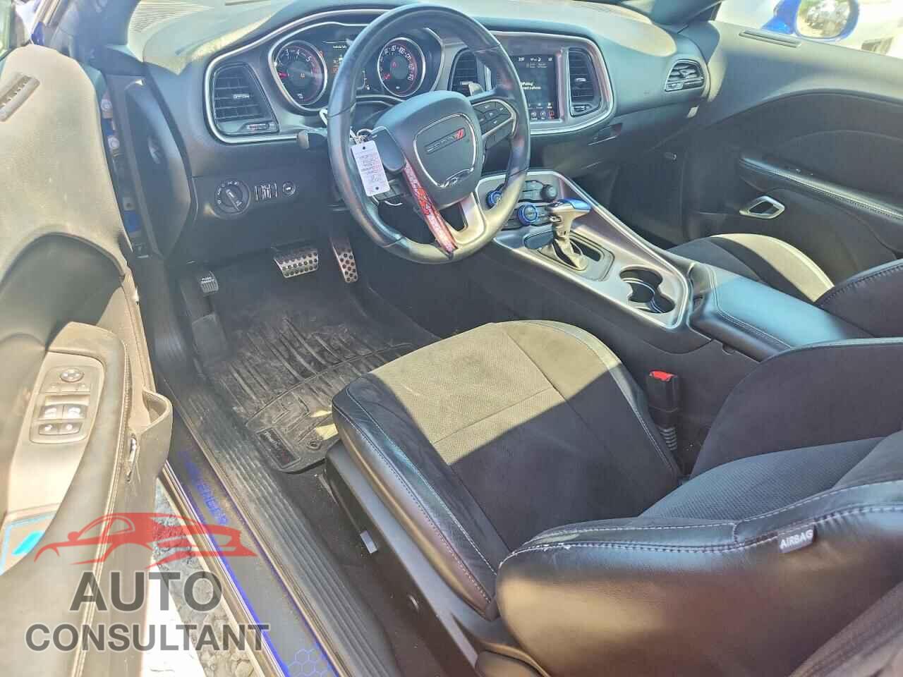 DODGE CHALLENGER 2019 - 2C3CDZBT4KH747911