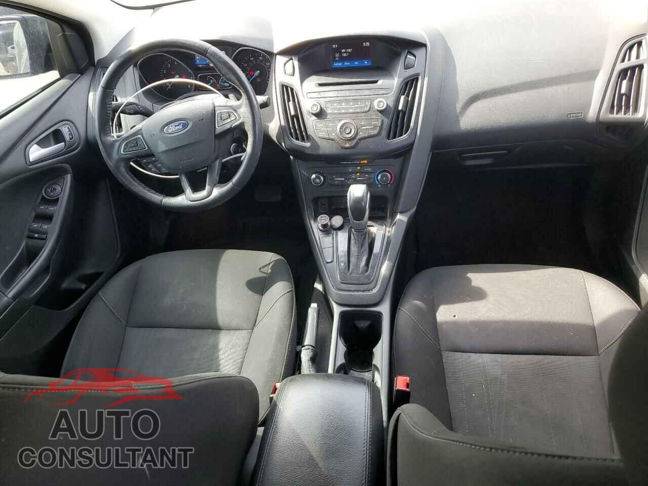 FORD FOCUS 2015 - 1FADP3F2XFL287593