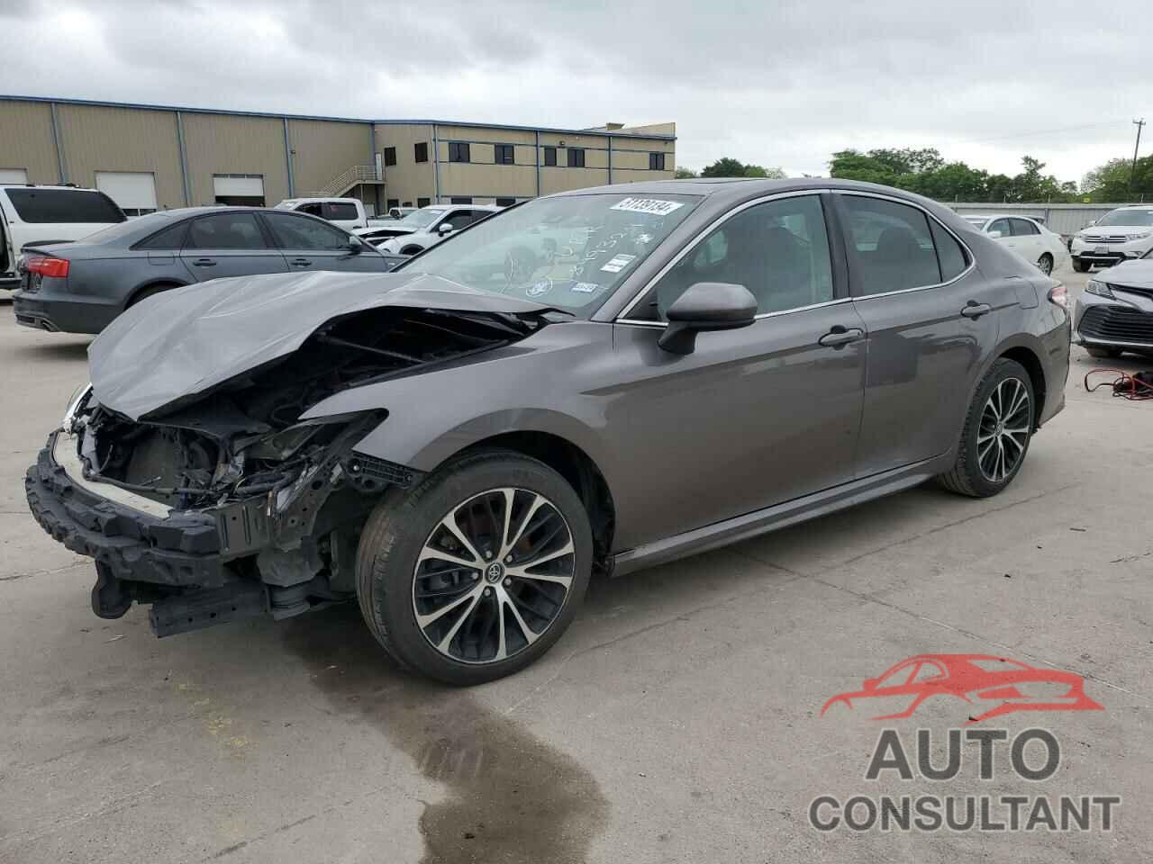 TOYOTA CAMRY 2020 - 4T1G11AK0LU899324