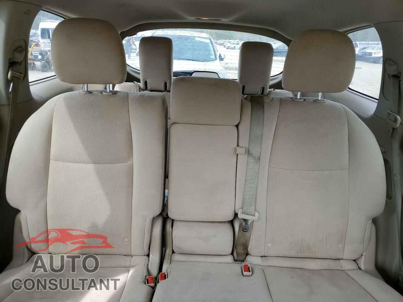 NISSAN PATHFINDER 2013 - 5N1AR2MM8DC641237
