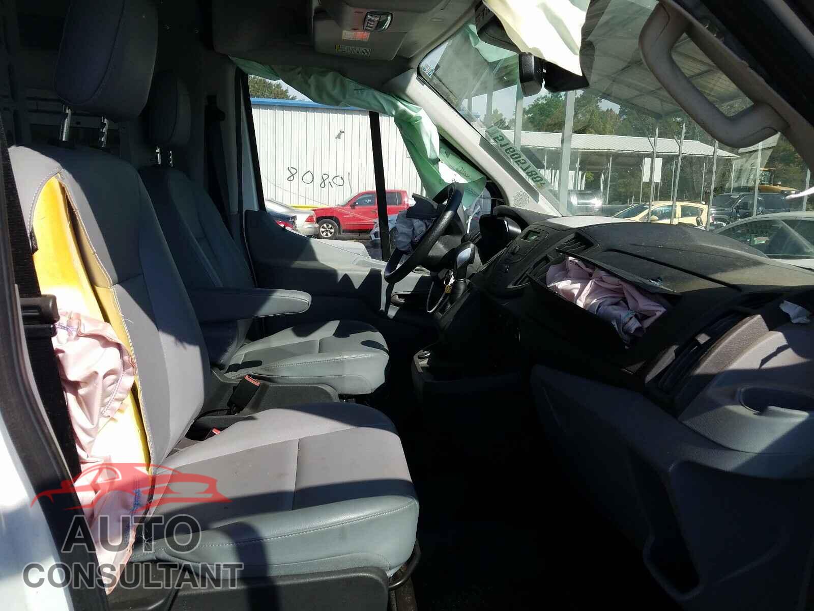 FORD TRANSIT CO 2017 - 1FTYR2CMXHKB18351